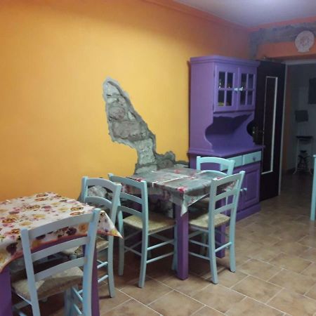 Casa Graci Hotel Bosa Bagian luar foto